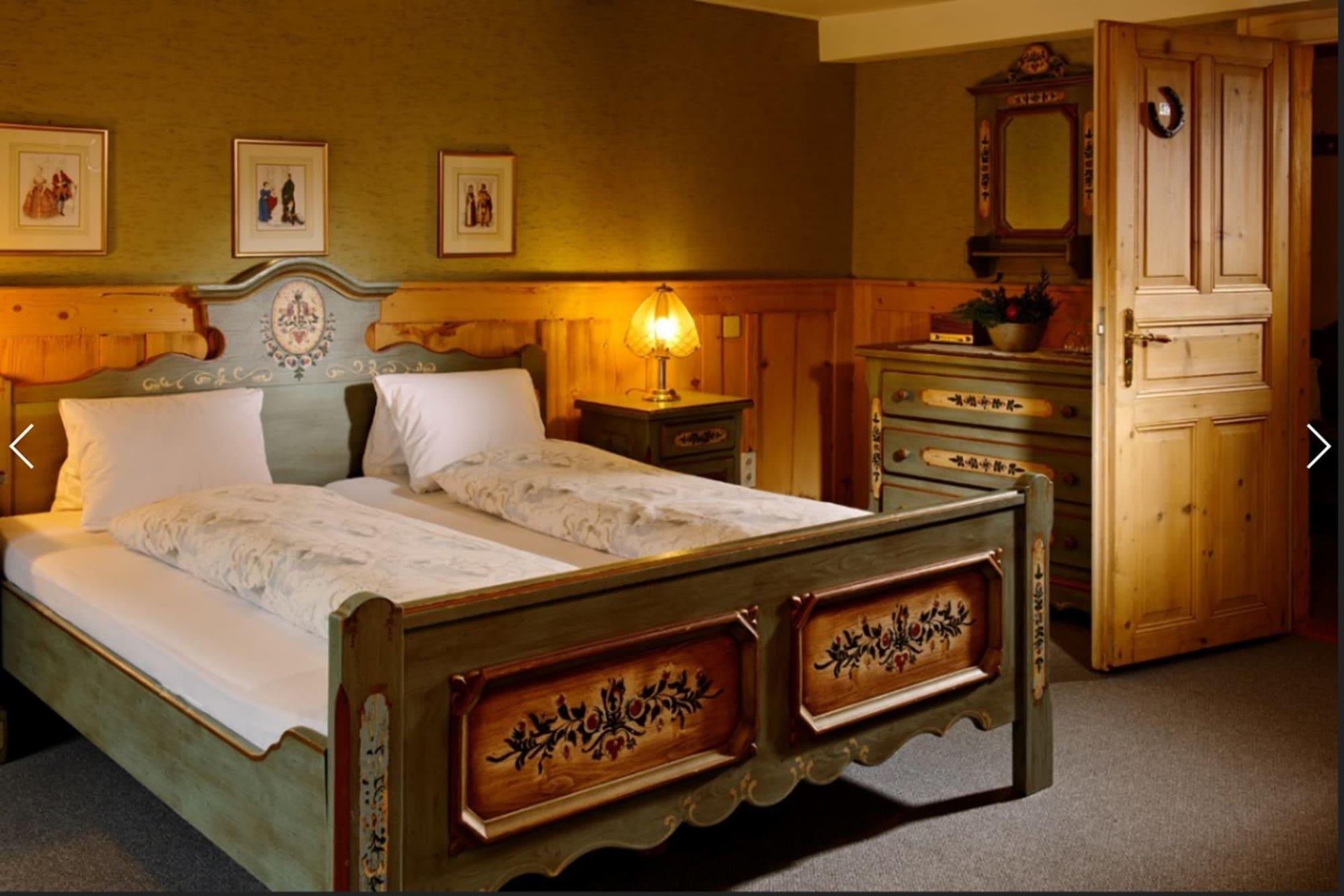 Baeren Hotel, The Bear Inn Wilderswil Bagian luar foto