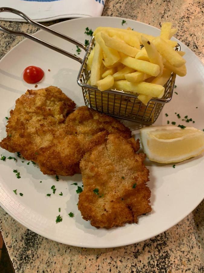 Baeren Hotel, The Bear Inn Wilderswil Bagian luar foto