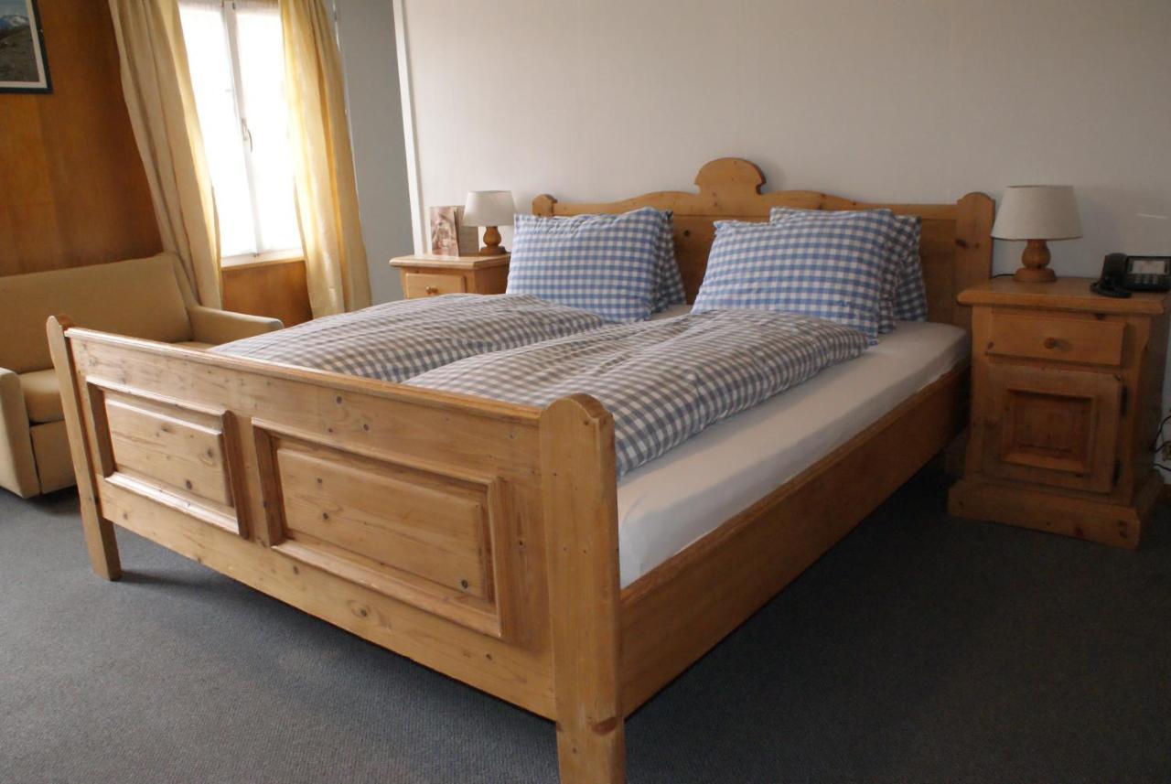 Baeren Hotel, The Bear Inn Wilderswil Bagian luar foto