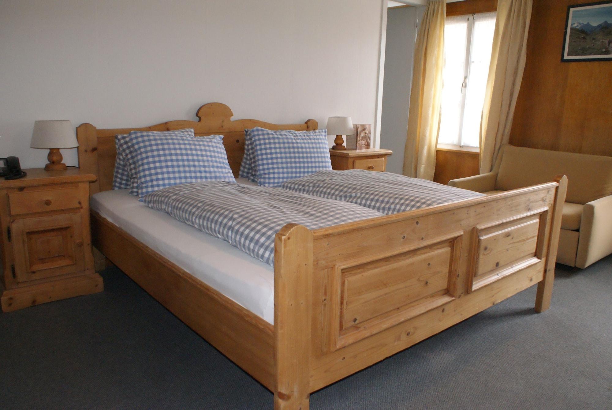 Baeren Hotel, The Bear Inn Wilderswil Bagian luar foto